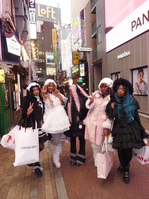 【画像】渋谷に来た海外女子、染まるｗｗｗｗ