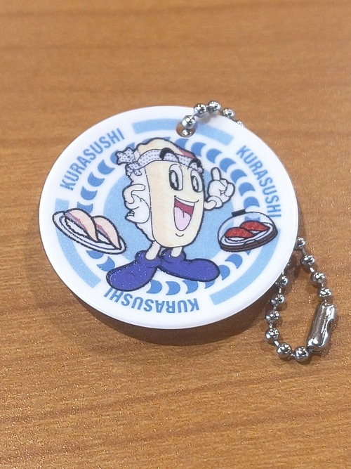 【画像】くら寿司の「ビッくらポン！」、ちいかわが無くなりよく分からないオリキャラへと変わるｗｗｗｗ