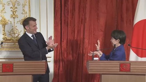 【画像】高市首相、かめはめ波を撃つｗｗｗｗ