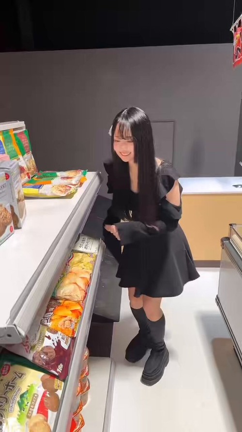 【悲報】コスプレイヤー、炎上展に行って本当に炎上をしてしまうｗｗｗｗ