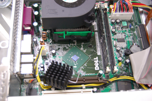 DELL���ѥ����󤬵�ư���ʤ�