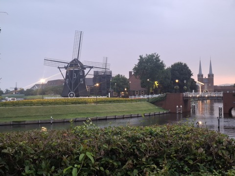 20251007_174257