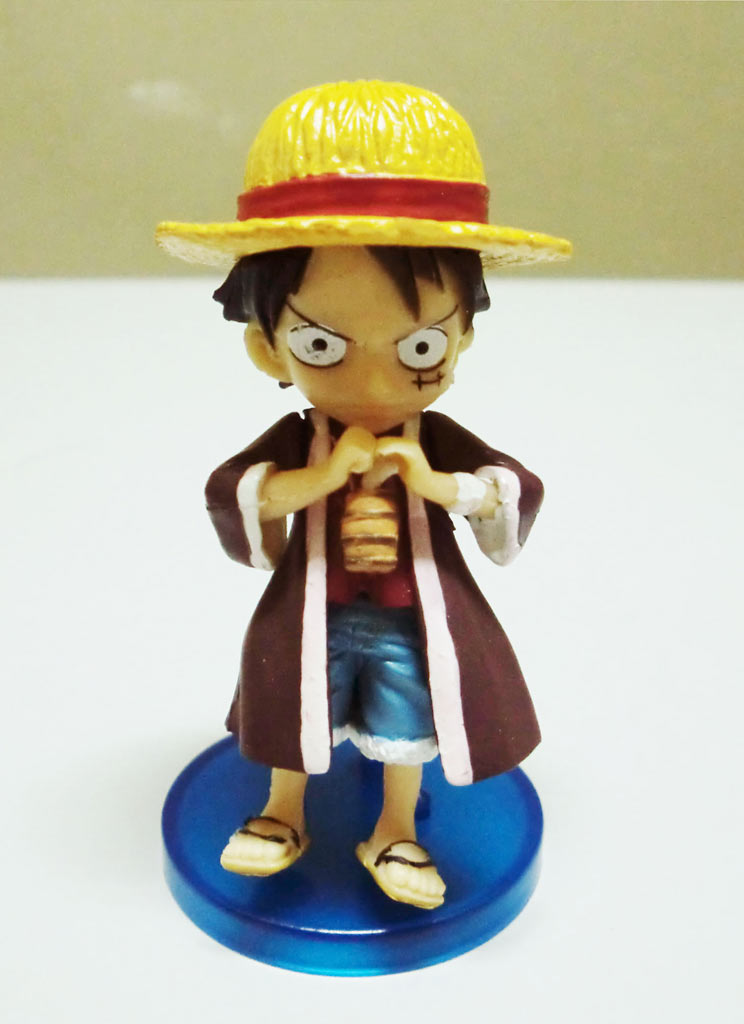 Onepiece 画像 ワンピース ８体約４千円の海賊版フィギュアの出来が悪すぎる件 ワンピース ワンピース速報 Onepiece最新情報まとめ