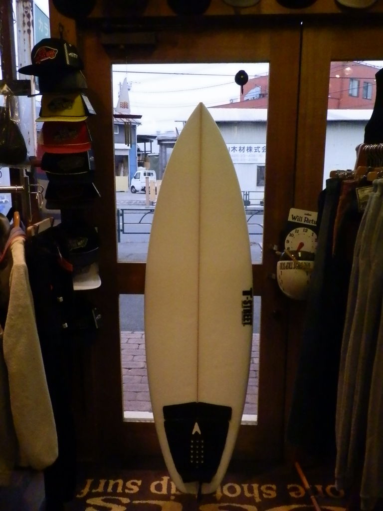 中古サーフボード】女性向けサーフボード大海シェイプ5'9