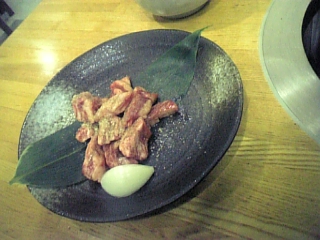 旭川南1条通23丁目 塩ホルモン イベリコ豚 新撰焼肉どんぐり越前屋 札幌 旭川グルメ情報 片道2 420円 死球と隣り合わせのカロリー摂取