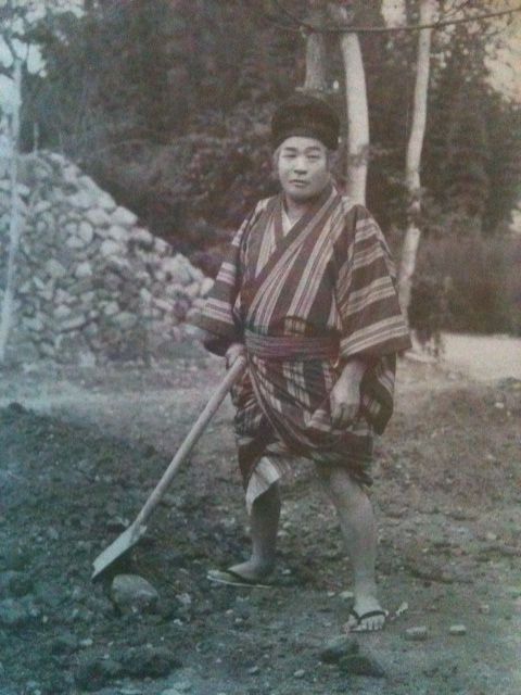 聖師様 農作業