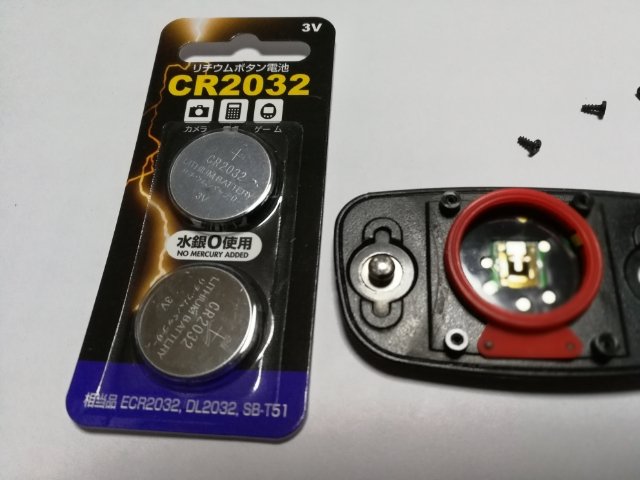ガーミン910xtj 心拍計の電池を交換 Gn125 2fライダーのなんでも日記 ガーミン910xtj 心拍計の電池を交換 Gn125 2fライダーのなんでも日記