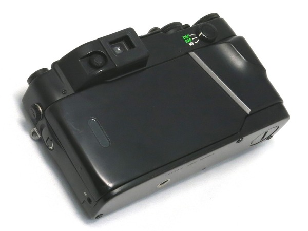 contax_g2_black_03