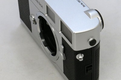 carl_zeiss_zeissikon_silver_zm_c