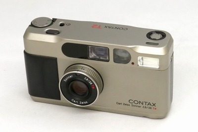 contax_t2_01