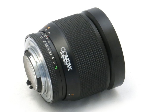 carl_zeiss_planar_85mm_mmg_60years_c