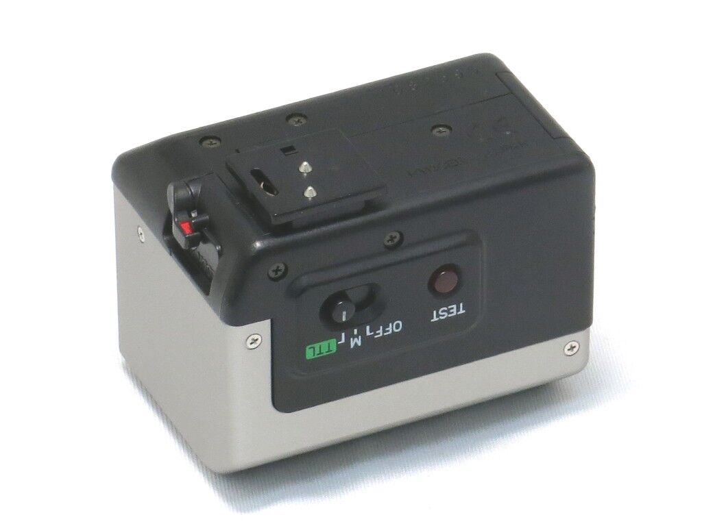 TLA200 CONTAX コンタックス Amazon.com : CONTAX TLA200 Electronic Flash for Contax G2