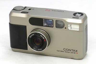 contax_t2_01