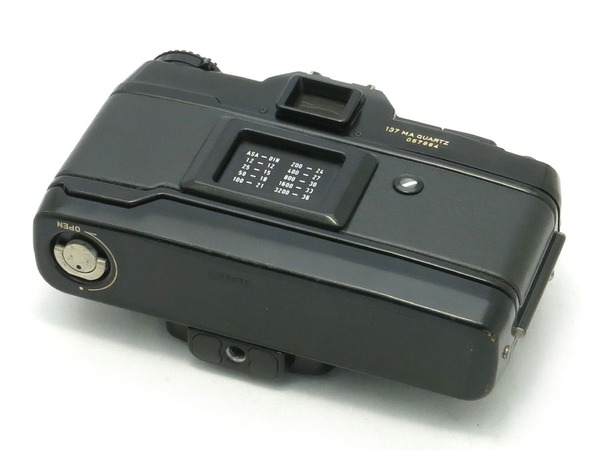 contax_137ma_b