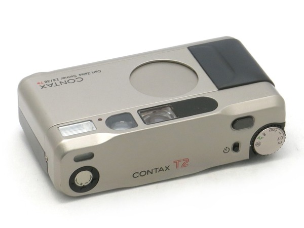 contax_t2_03