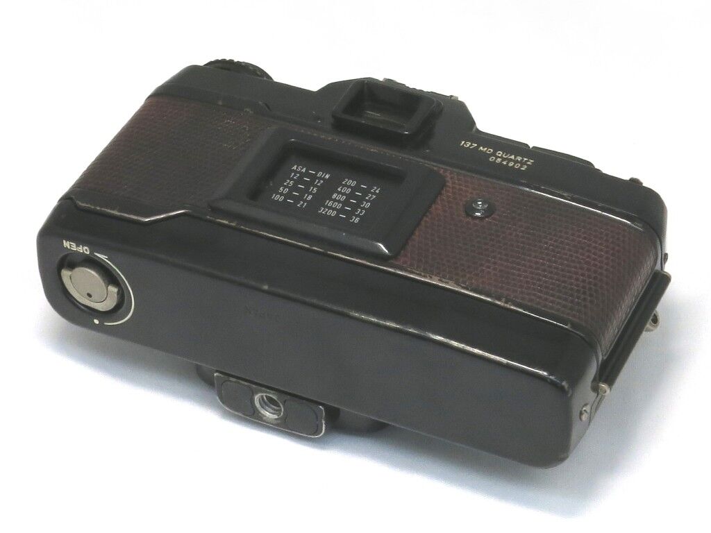 CONTAX 137MD Lizard Skin Model 【AB-】 ***SOLD OUT CONTAX 137MD Lizard Skin Model 【AB-】 ***SOLD OUT