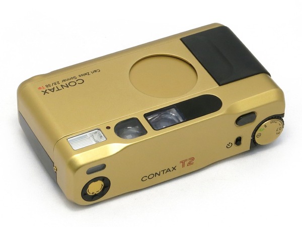 contax_t2_gold_03