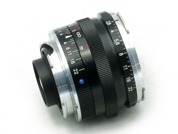 carl_zeiss_biogon_28mm_zm_black_c