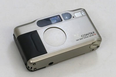 contax_t2_with_databack_c