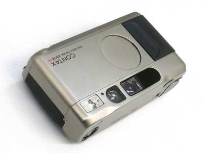 contax_t2_with_databack_03