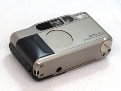 contax_t2_with_databack_c
