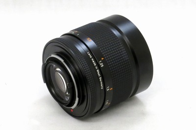 carl_zeiss_planar_85mm_aeg_b