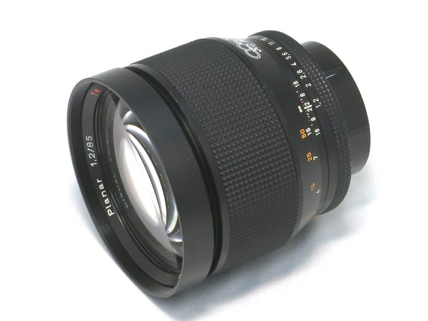 carl_zeiss_planar_85mm_aeg_50years_a
