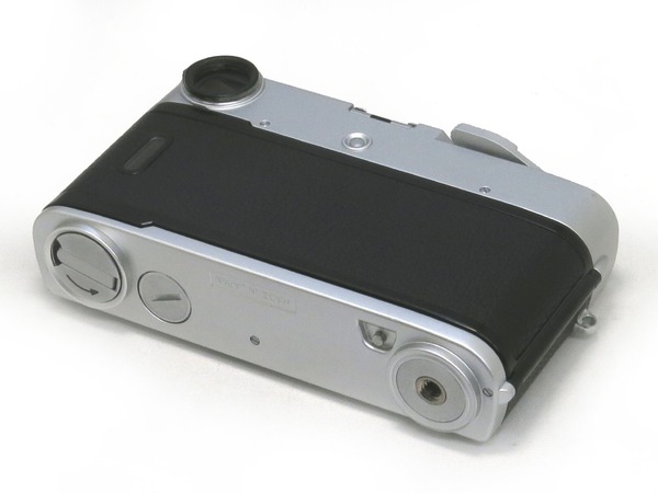 carl_zeiss_zeissikon_silver_zm_b