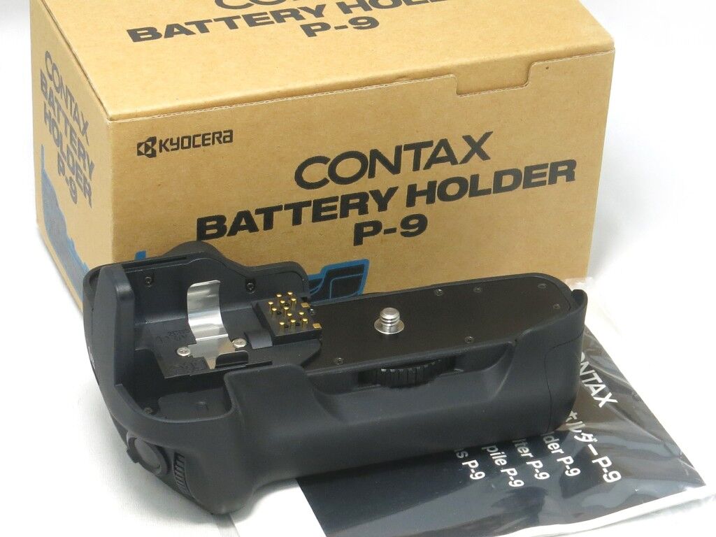 CONTAX N1 ボディ レンズ２本＋バッテリーホルダー（縦位置グリップ） CONTAX N1 ボディ レンズ2本＋バッテリーホルダー（縦位置
