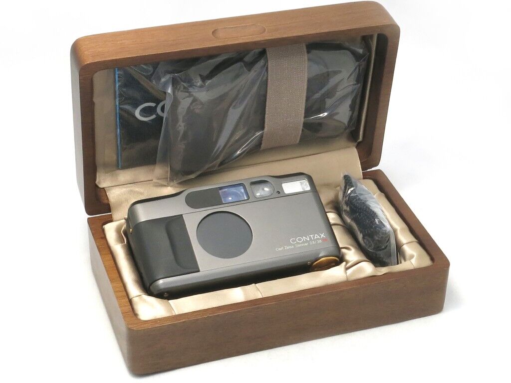 CONTAX T2 隠れ60years 【AB+】 ￥300,000-（税込