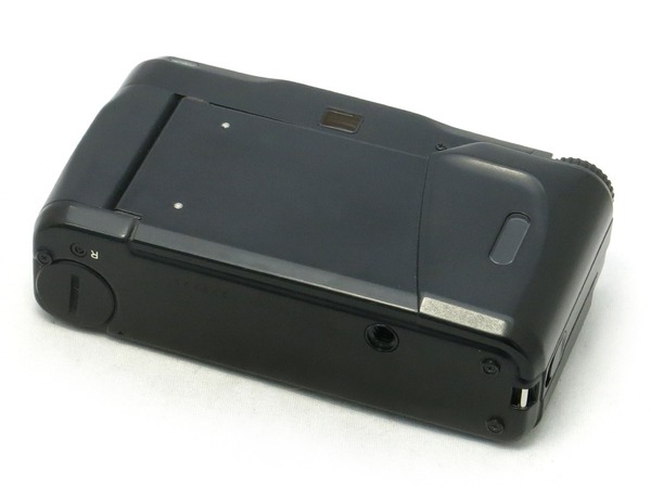 contax_t2_limited_black_b