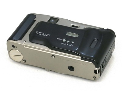 contax_tvs_with_data_back_b