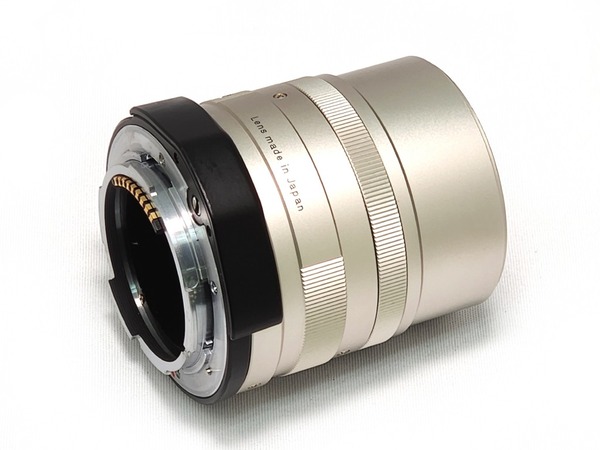 carl_zeiss_sonnar_90mm_g_02