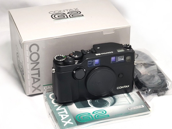 contax_g2_black_01