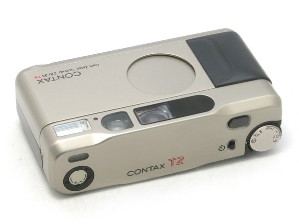 contax_t2_03