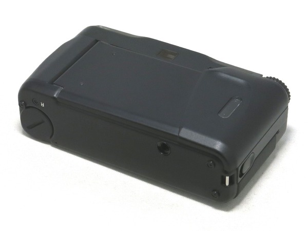 contax_t2_limited_black_03