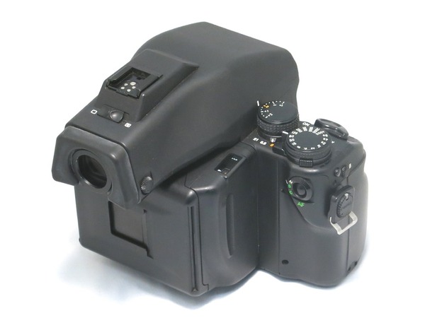contax_645_planar_80mm_m_02