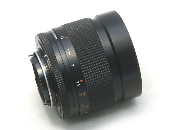 carl_zeiss_planar_85mm_mmg_02