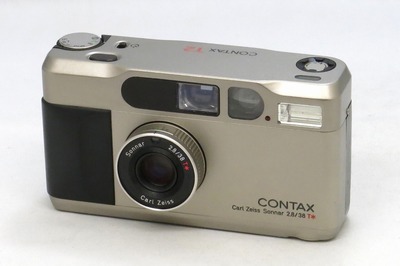 contax_t2_with_databack_a