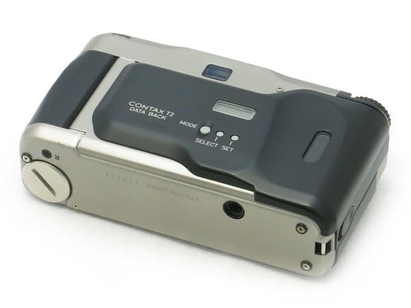 contax_t2_with_data_back_b