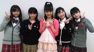 真野恵里菜 乙女の祈り 発売記念握手会で しゅごキャラエッグが着ていたのは 制服のようなもの ではなく All For One One For All の歌衣装 C級hack シクハック