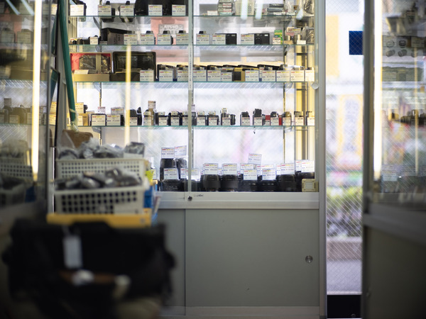 Planar 85mm F1.4 Before