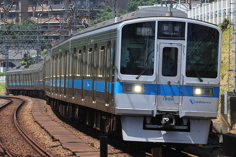 1036 (4)