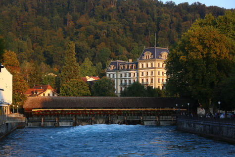 1735 (27)