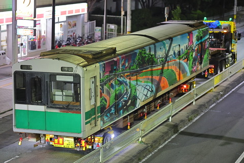 13b15aa7-s.jpg