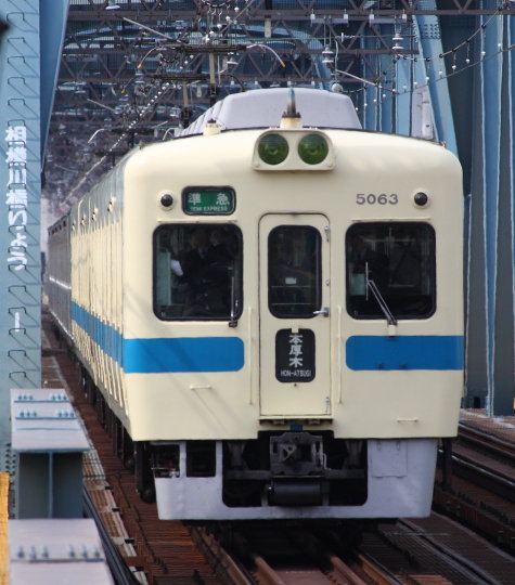 1055 (1)