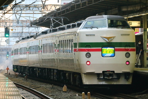 1507 (9)