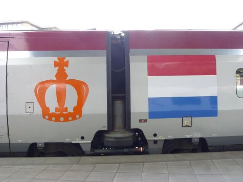 1415 (9)