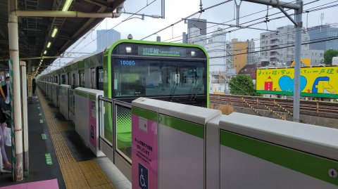 1051 (1)