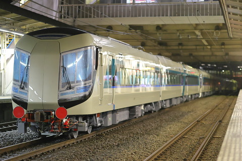 2211 (2)